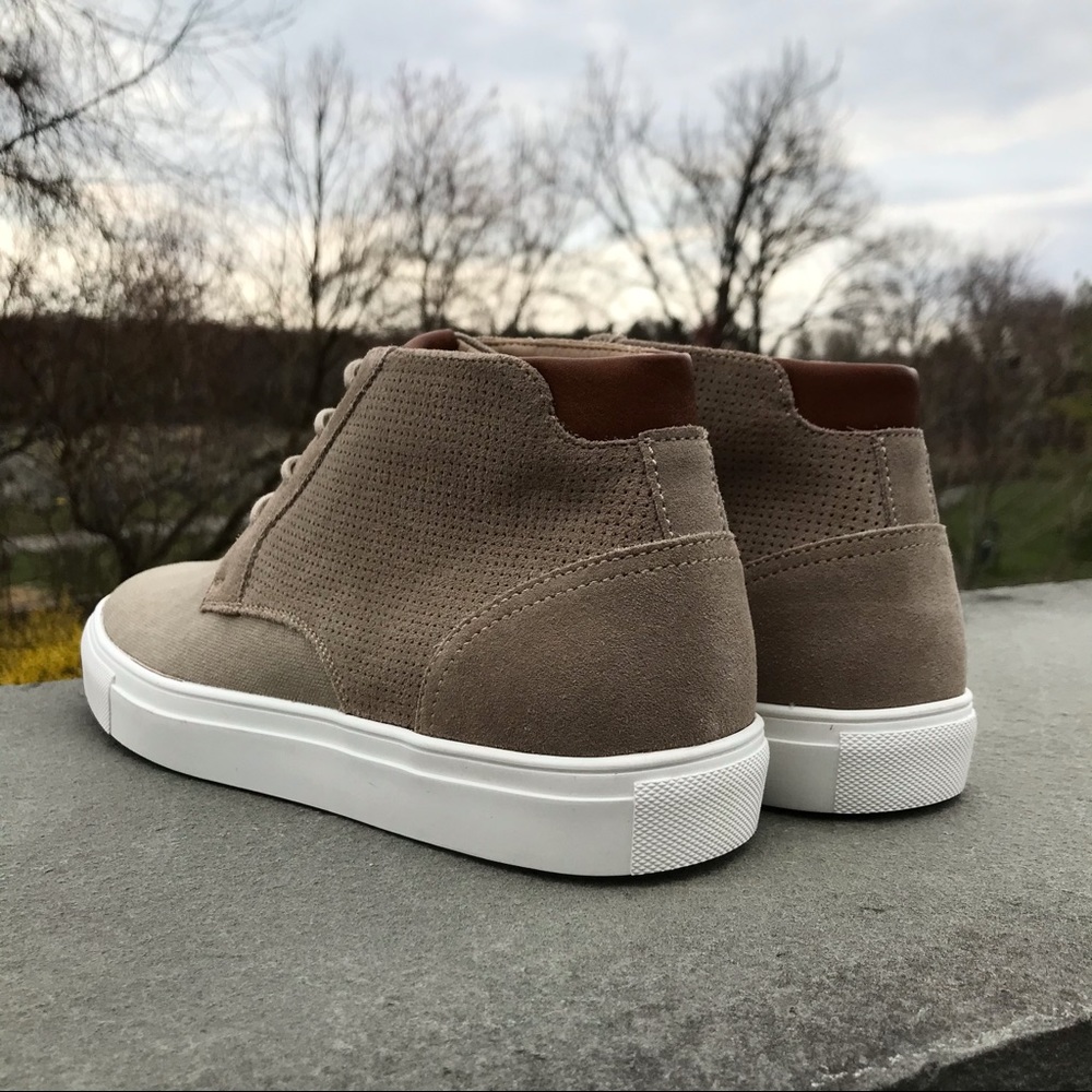 Bar III Randy Chukka Boot - Picture 3 of 4